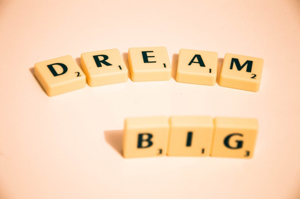 scrabble, dream big, note